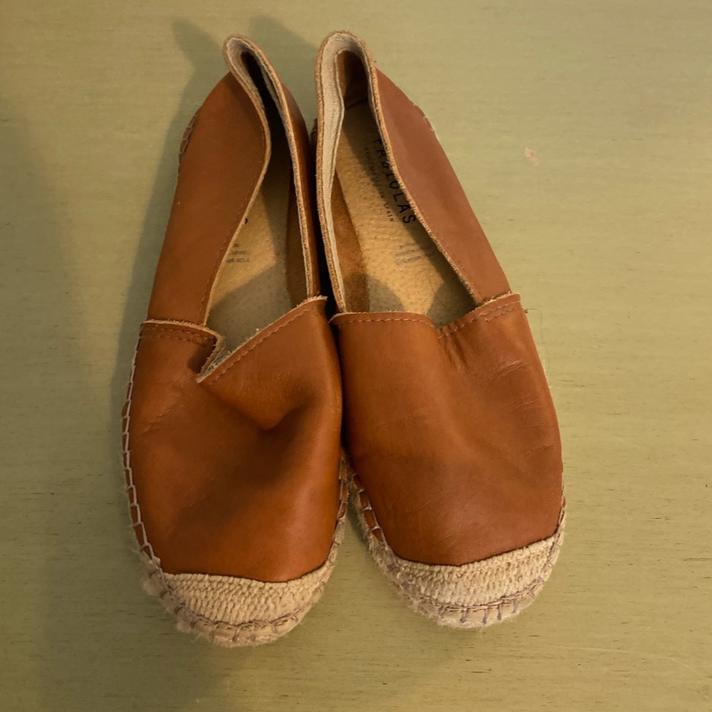 Fabiolas loafers size 7